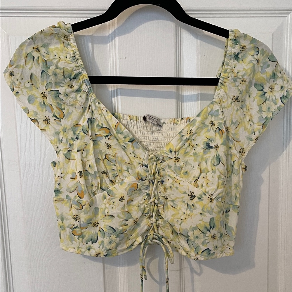 American Eagle Outfitters Floral Lace-Up Crop Top